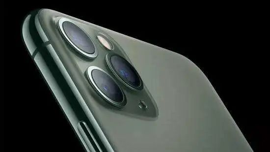 iPhone 12 海军蓝曝光!“暗夜绿”没了? iPhone 12 海军蓝曝光!“暗夜绿”没了?